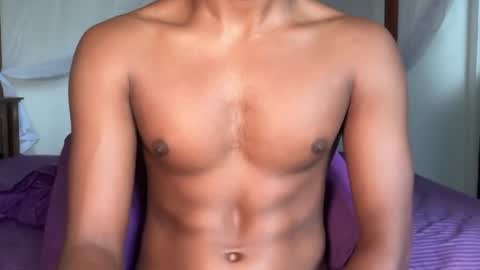 Snapshot of kinda_horny_right_now chatting on 07/11/26, 04:26 Isaac online show from 07/11/26, 04:26