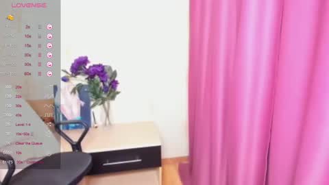 Hazel online show from 02/27/25, 11:59