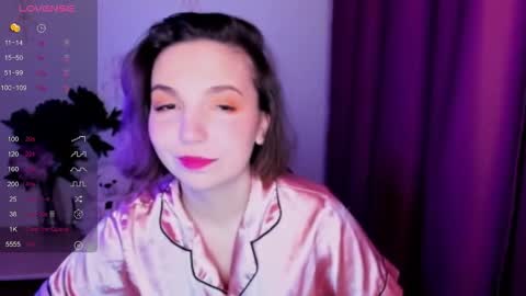 Hazel online show from 11/19/25, 09:20