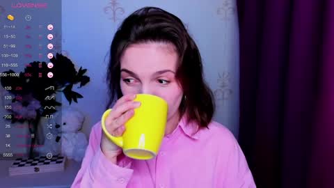 Hazel online show from 04/04/26, 10:18