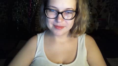 Snapshot of kindsweet chatting on 03/10/25, 12:07 kindsweet online show from 03/10/25, 12:07