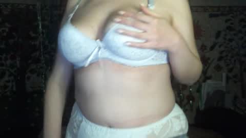 Snapshot of kindsweet chatting on 02/18/26, 08:27 kindsweet online show from 02/18/26, 08:27