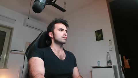 Snapshot of king7045 chatting on 01/30/25, 09:25 king7045 online show from 01/30/25, 09:25