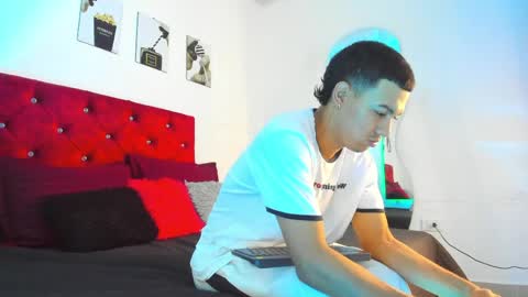 king_ares1 online show from 05/26/26, 11:17