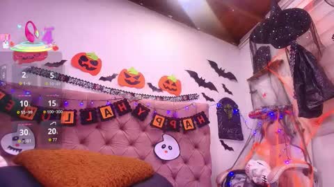 Bella online show from 11/01/25, 03:08