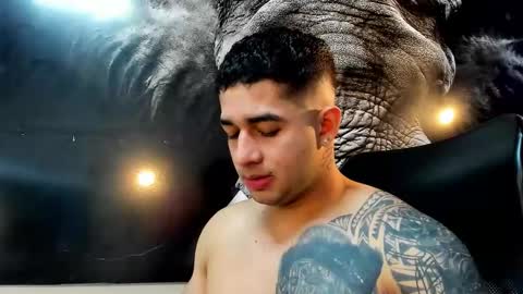 Angel Falconer online show from 11/22/25, 02:21