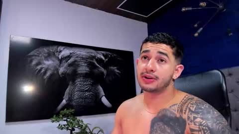 Angel Falconer online show from 01/06/26, 03:54