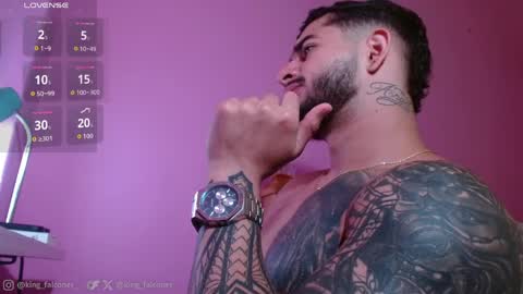 Angel Falconer online show from 04/12/26, 01:32