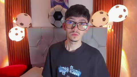 King  online show from 07/14/26, 12:00