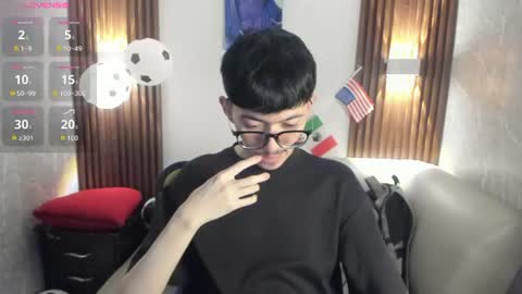 King  online show from 07/17/26, 12:23