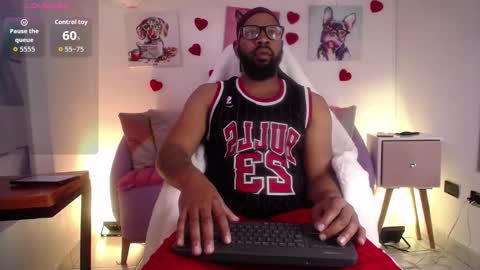 Snapshot of king_mallik chatting on 02/19/26, 01:07 Malik online show from 02/19/26, 01:07