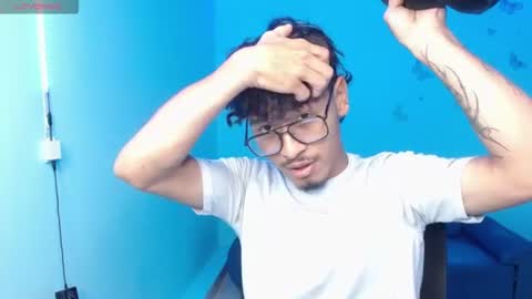Snapshot of king_mathew_0 chatting on 07/17/26, 01:12 Mathew Alejandro online show from 07/17/26, 01:12