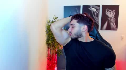 king_of_kings__ online show from 01/01/25, 10:35