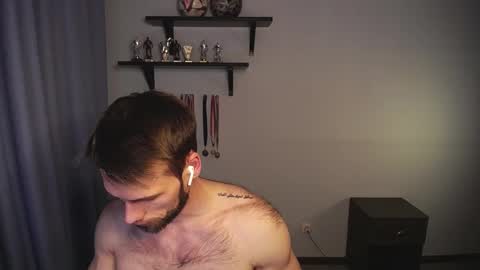 king_pong online show from 12/06/24, 09:46