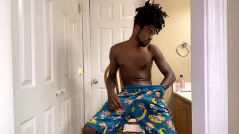 Snapshot of kingalmighty01 chatting on 09/15/25, 02:50 King Almighty01 online show from 09/15/25, 02:50