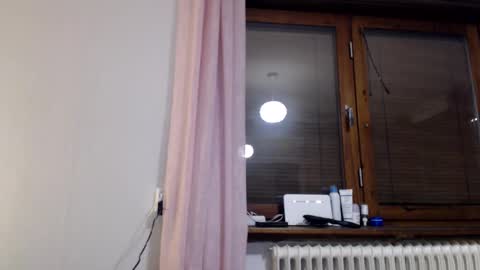 Snapshot of kingandprincess chatting on 01/22/25, 05:06 sexysexyhotwetpinkredpussy online show from 01/22/25, 05:06