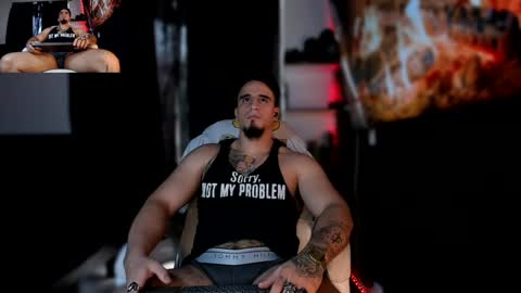 Snapshot of kingbear777 chatting on 02/01/25, 12:18 King Bear online show from 02/01/25, 12:18