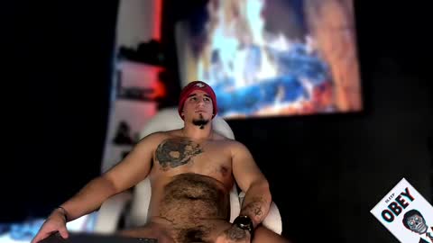 Snapshot of kingbear777 chatting on 02/03/25, 02:55 King Bear online show from 02/03/25, 02:55