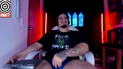 King Bear online show from 11/26/25, 06:25