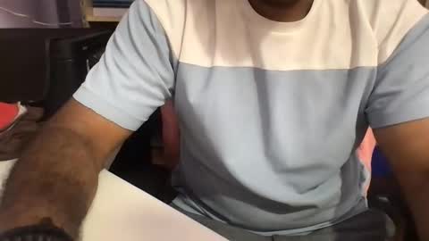 kingcobra_08 online show from 03/19/26, 02:37