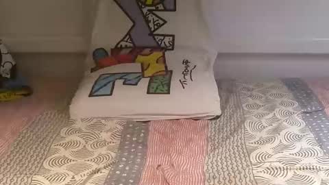  ivano corona  online show from 11/17/25, 11:38