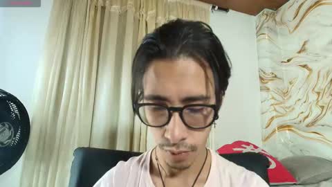 kingdanny_8 online show from 03/01/26, 11:40