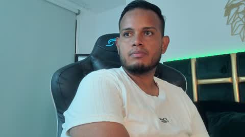 Snapshot of kingg_jay chatting on 06/20/26, 11:35 kingg_jay online show from 06/20/26, 11:35
