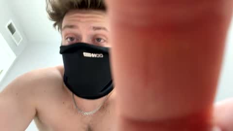 The biggest youve seen online show from 03/08/26, 07:45