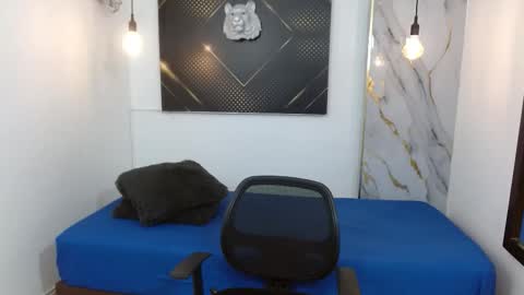 KING  online show from 03/23/26, 03:21