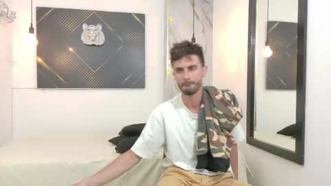 KING  online show from 07/10/26, 03:11