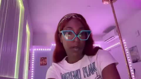 Snapshot of kingparrisjae chatting on 06/19/26, 10:46 King Parris Jae online show from 06/19/26, 10:46
