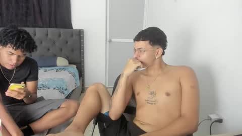 DOMINANT ALPHA KINGS online show from 10/20/25, 10:43