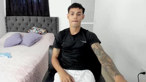 DOMINANT ALPHA KINGS online show from 12/01/25, 06:35