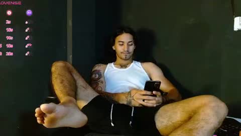 Snapshot of kingsakuna chatting on 06/26/26, 11:25 alberto online show from 06/26/26, 11:25