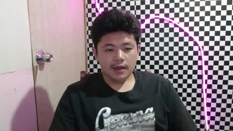 Yuki online show from 04/15/26, 10:22