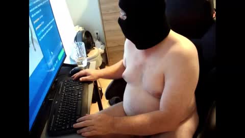 Snapshot of kink173 chatting on 09/17/25, 04:52 kink173 online show from 09/17/25, 04:52