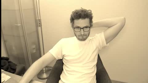 kinksubbydubby online show from 10/29/25, 11:06