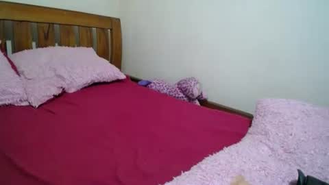 kaiya online show from 10/24/25, 07:54