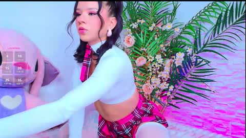 Snapshot of kinky_karo chatting on 11/01/25, 01:18 online show from 11/01/25, 01:18