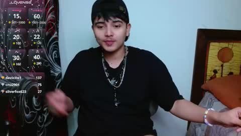 Snapshot of kinkybabies_ chatting on 02/21/25, 06:07 Mercury online show from 02/21/25, 06:07