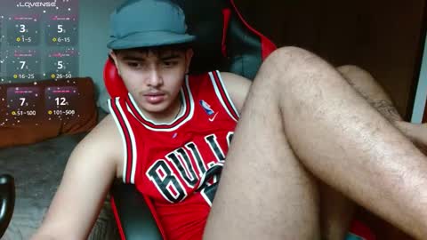 Snapshot of kinkybabies_ chatting on 03/11/25, 10:09 Mercury online show from 03/11/25, 10:09