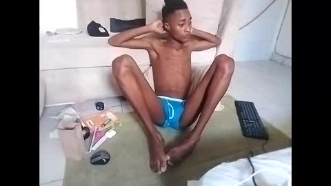 kinkybby_ online show from 02/25/25, 12:13