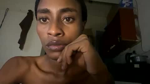 kinkybby_ online show from 12/05/25, 07:43