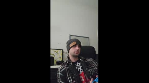 Maysie and Hunter online show from 12/02/24, 05:37