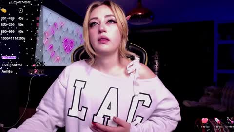  Sara  online show from 01/05/25, 03:43