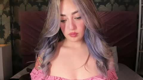  Sara  online show from 04/13/26, 05:07