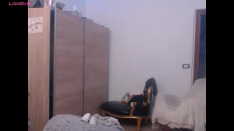 Snapshot of kinkyerikat chatting on 10/04/25, 12:52 Anya online show from 10/04/25, 12:52