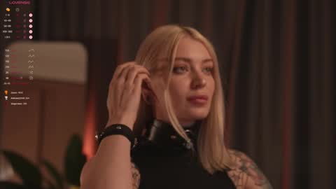 kinkylina_ online show from 02/01/25, 07:23