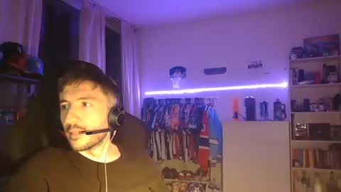 cachonlolo31 online show from 04/19/26, 11:07