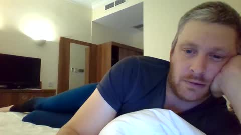 Snapshot of kinkysubslave86 chatting on 10/04/25, 10:19 KinkySub online show from 10/04/25, 10:19